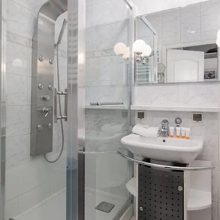 One Bedroom With Balcony In By Renters Apartment Poznan