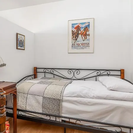 One Bedroom With Balcony In By Renters